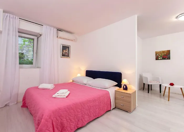 Apartment Downtown Authentic Split