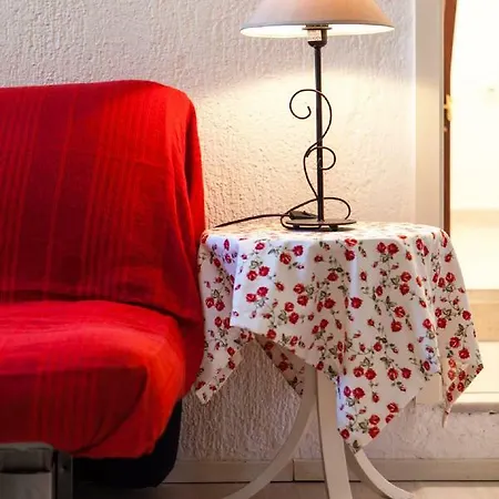 Downtown Authentic * Split